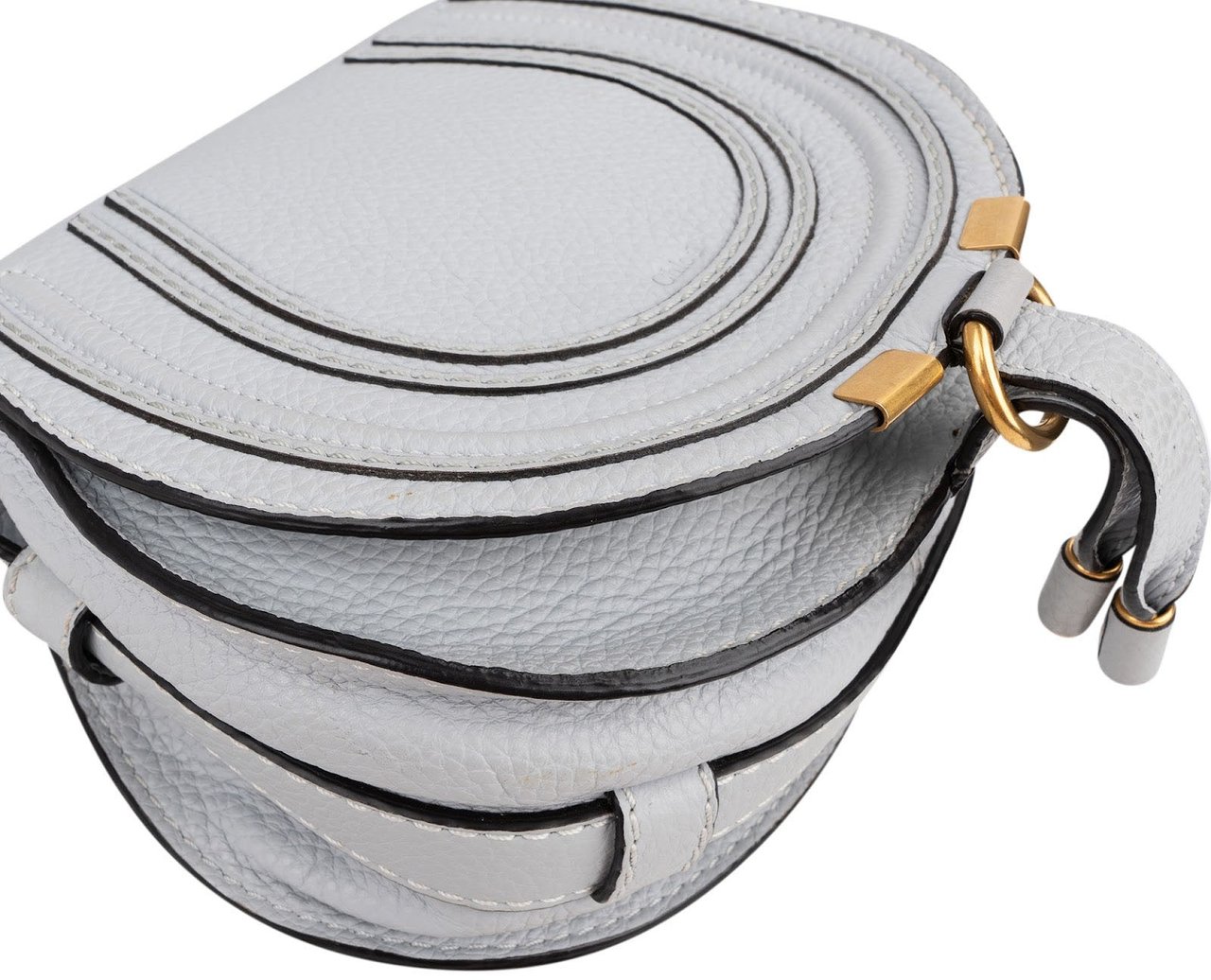 Chloé Grained Calfskin Marcie Small Saddle Crossbody Bag Lichtblauw