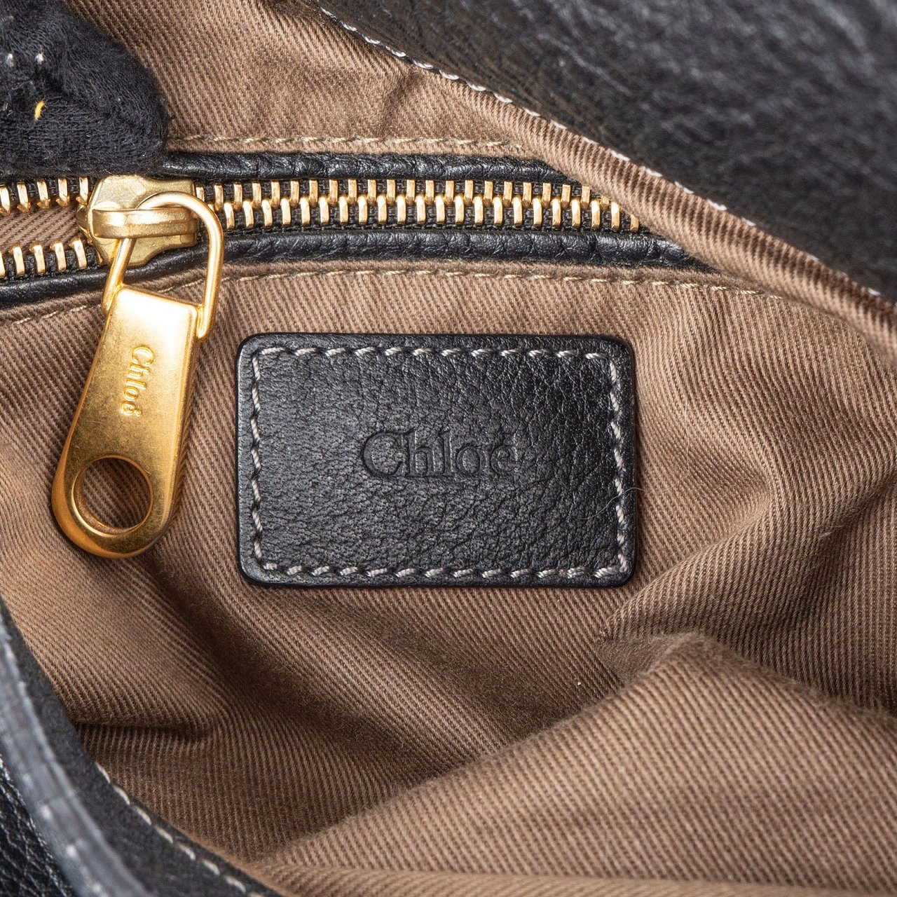 Chloé Black Leather Marcie Saddle Zip Crossbody Bag Zwart