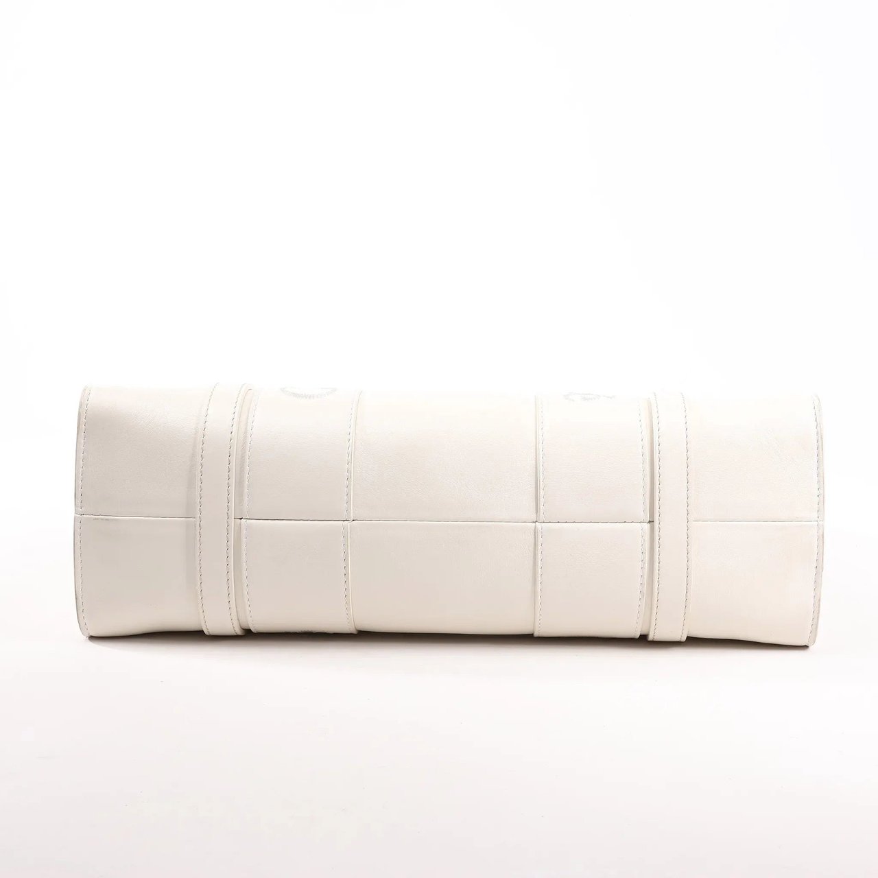 Chloé Chloé Woody Medium Leather Handbag in White Wit