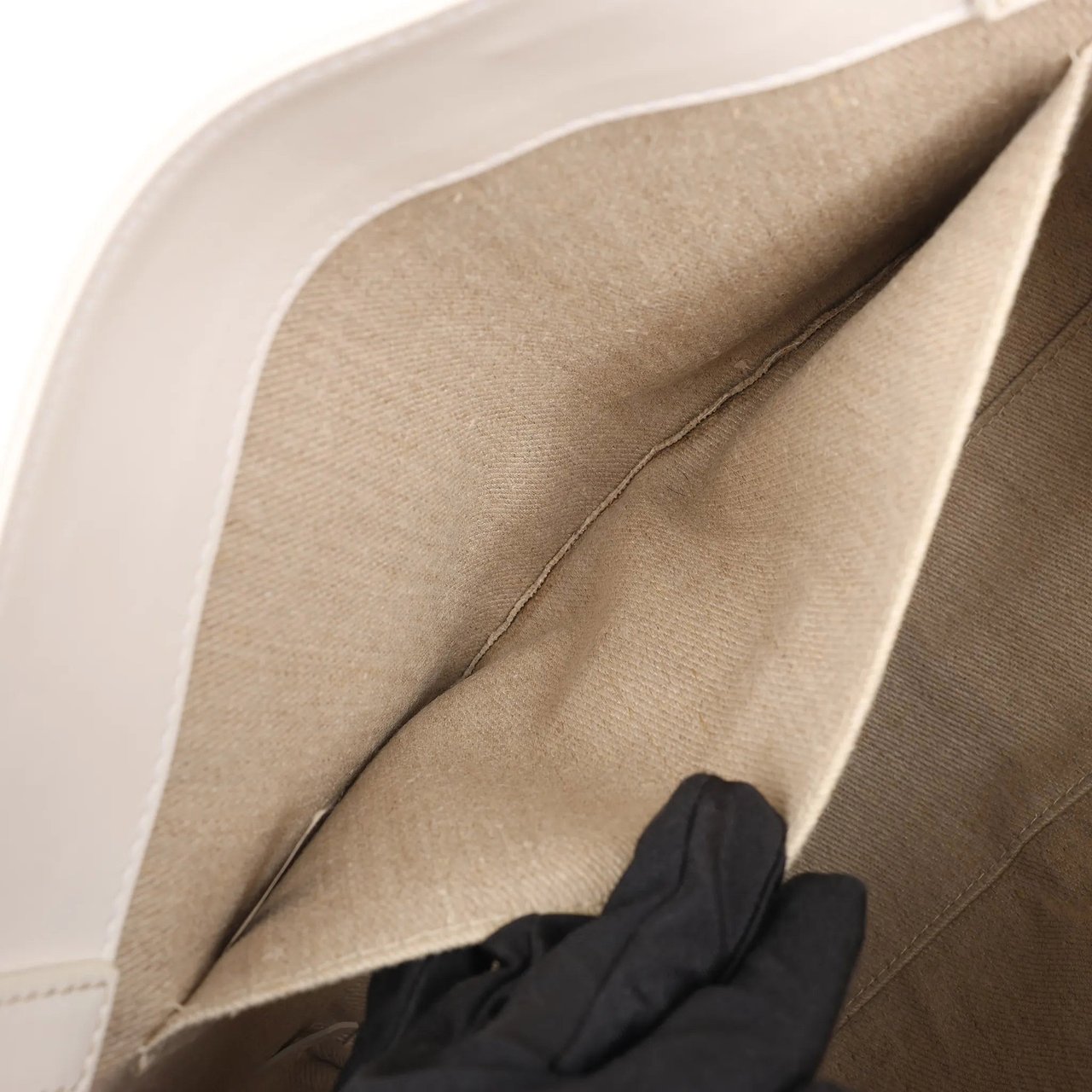 Chloé Chloé Woody Medium Leather Handbag in White Wit