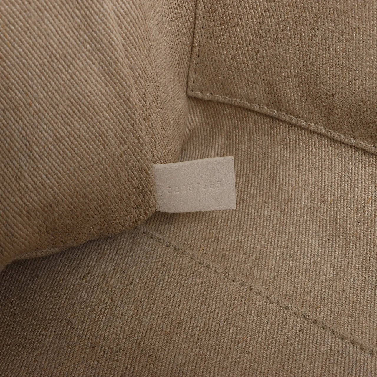 Chloé Chloé Woody Medium Leather Handbag in White Wit