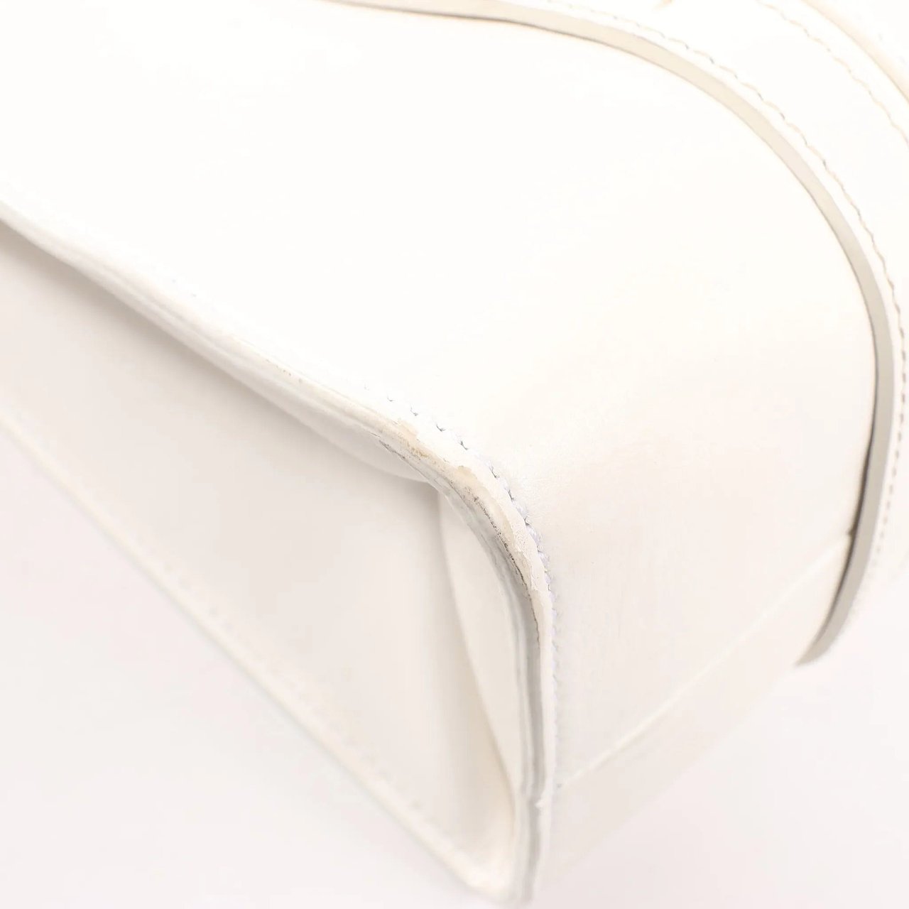 Chloé Chloé Woody Medium Leather Handbag in White Wit