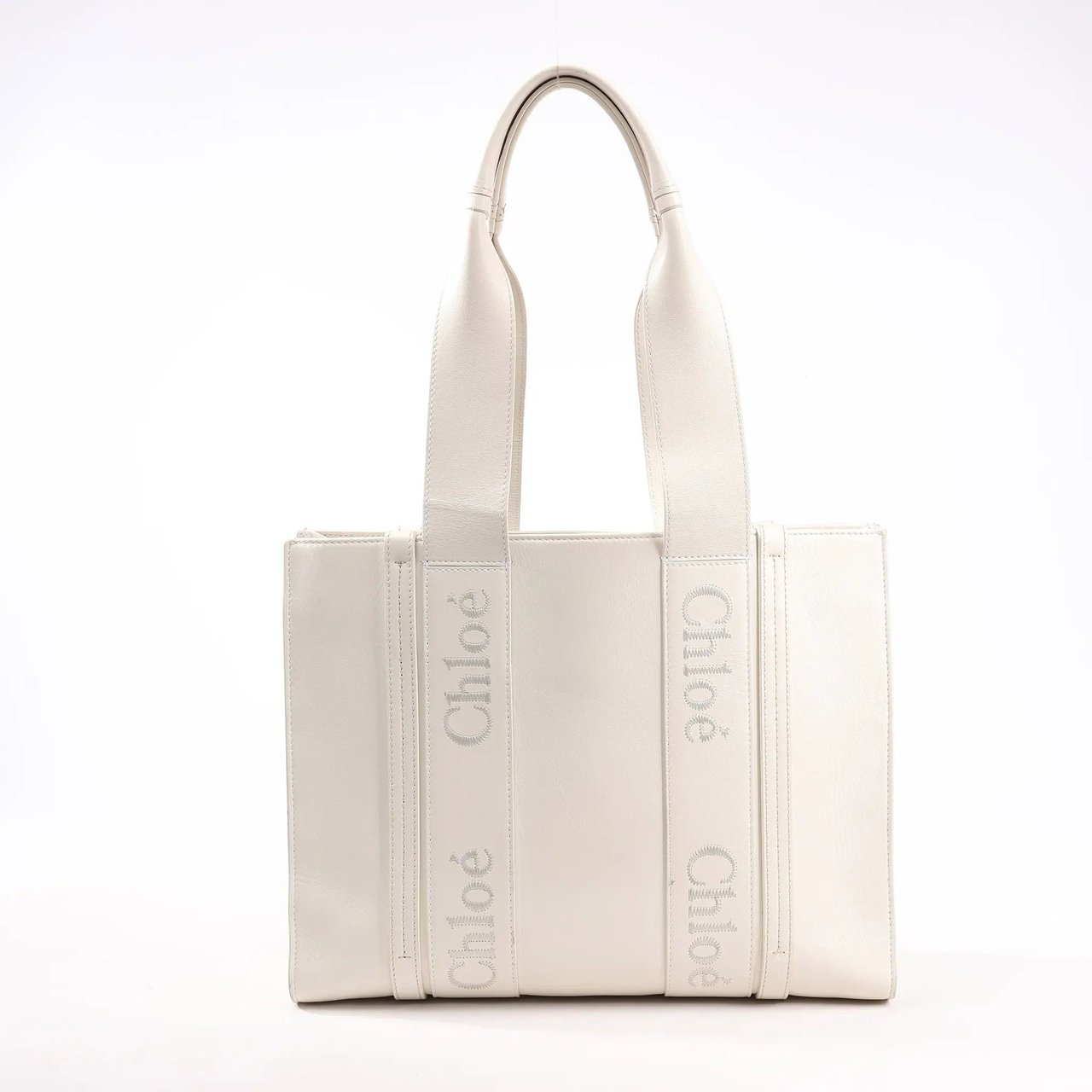 Chloé Chloé Woody Medium Leather Handbag in White Wit