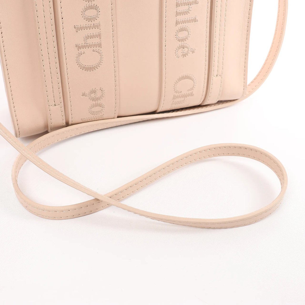 Chloé Chloé Woody Mini Leather 2Way Handbag in Pink Roze