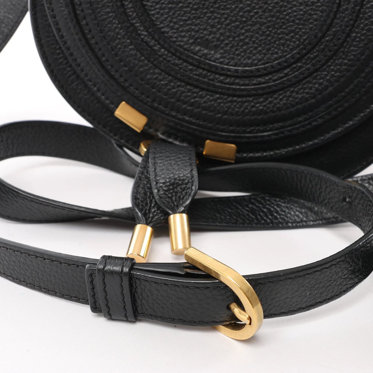 Chloé Chloe Marcie Mini Leather Crossbody Bag in Black Zwart