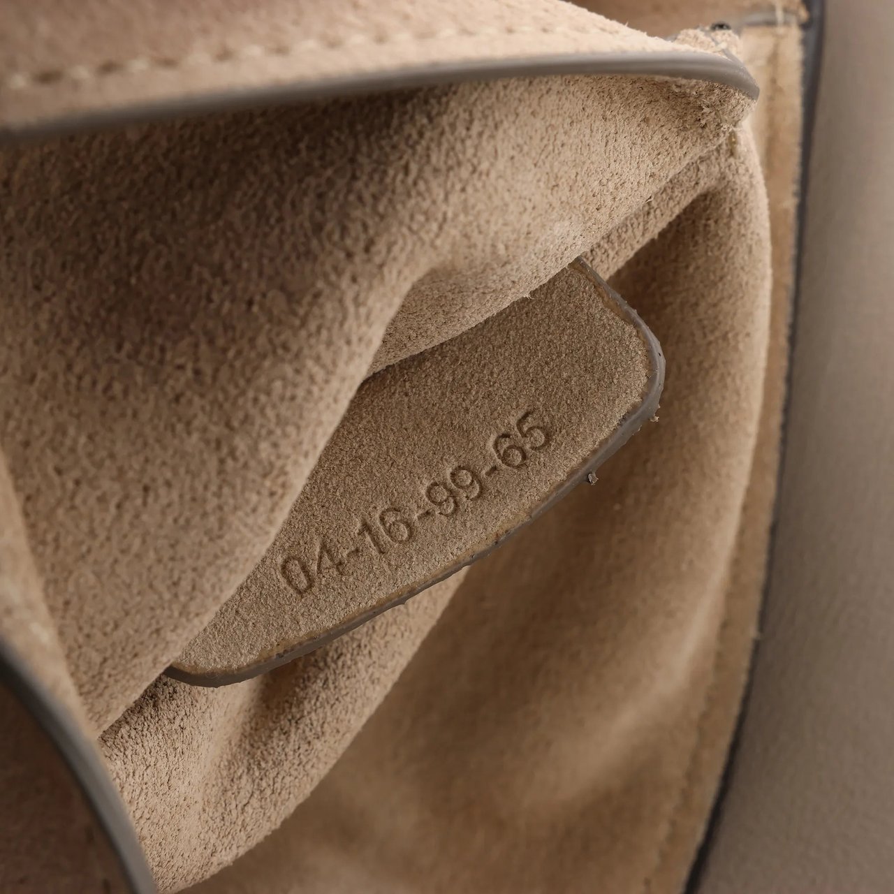 Chloé Chloe Faye Suede x Leather Crossbody bag in Beige Beige