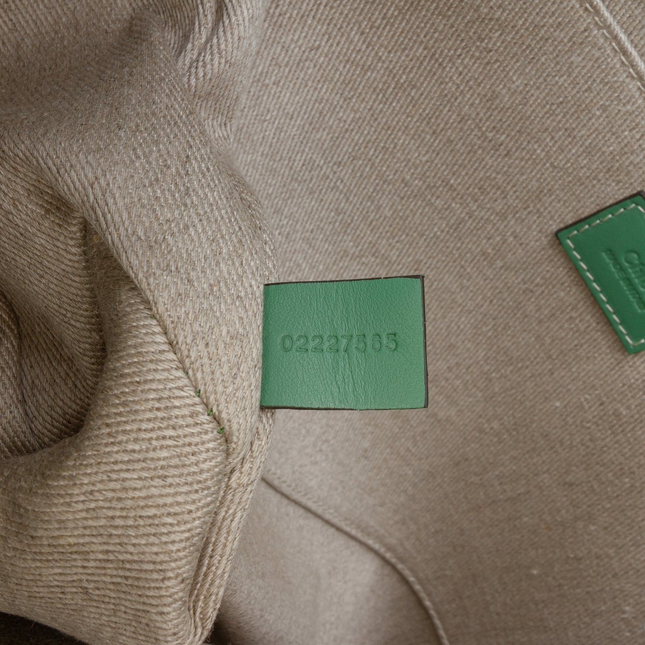 Chloé Medium Suede Woody Tote Groen