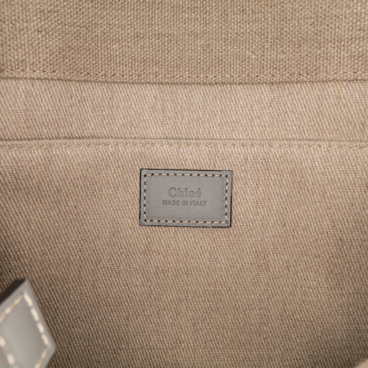 Chloé Medium Canvas Woody Tote Bruin