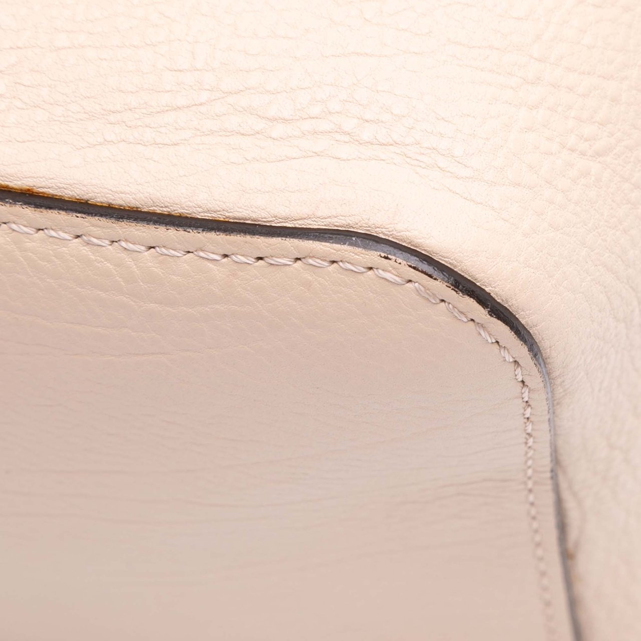 Chloé Medium Goatskin Elsie Crossbody Bruin