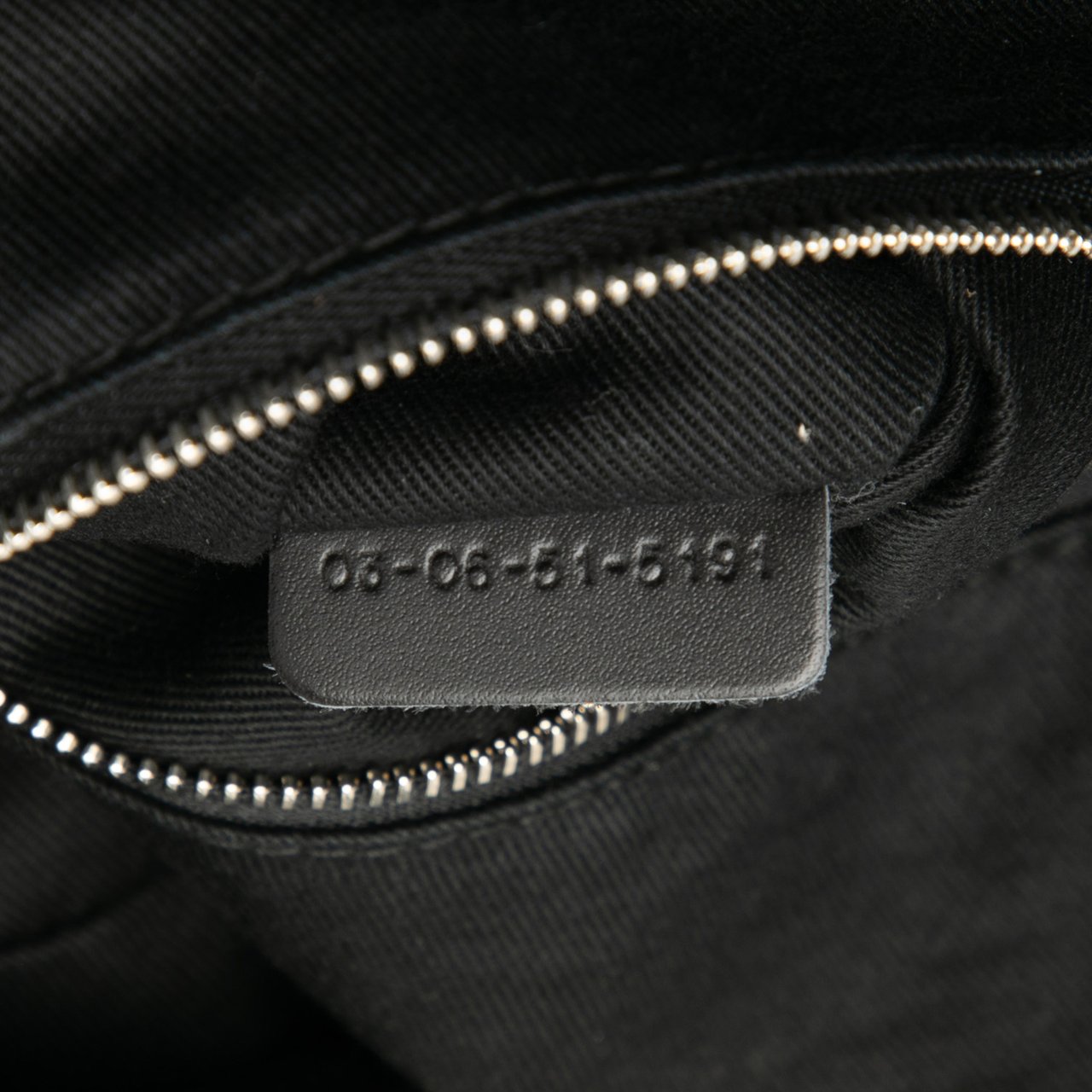 Chloé Large Grained Leather Paddington Handbag Zwart