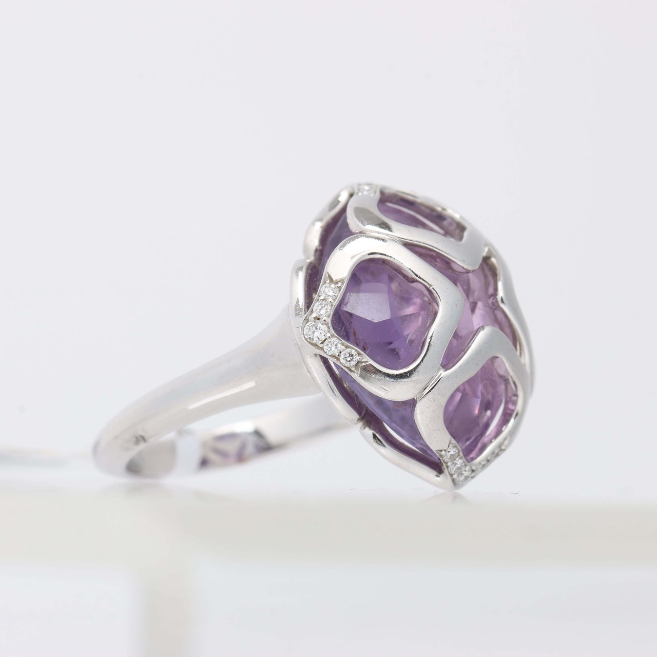 Chopard Imperiale Amethyst Diamond 18k White Gold Cocktail Ring, Size 51 EU Divers