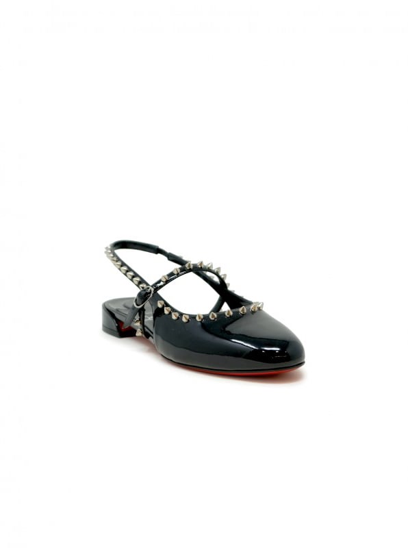 Christian Louboutin CHRISTIAN LOUBOUTIN 1250701 B439 BLACK PATENT LEATHER SWEET JANISPIKES FLAT BALLERINAS Zwart