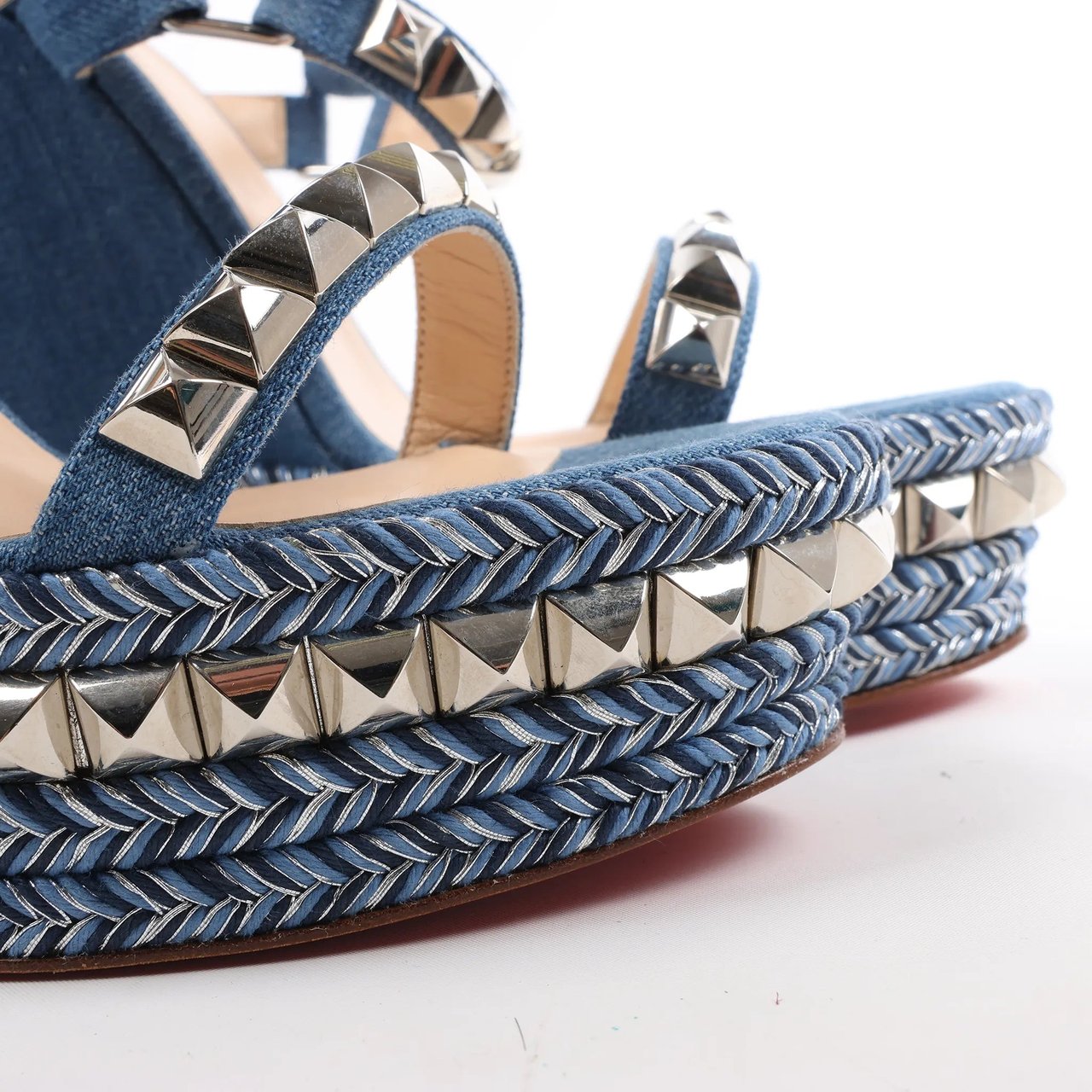 Christian Louboutin Christian Louboutin Katacrow Denim Wedge Sole Sandals in Blue, Size 38 EU Blauw