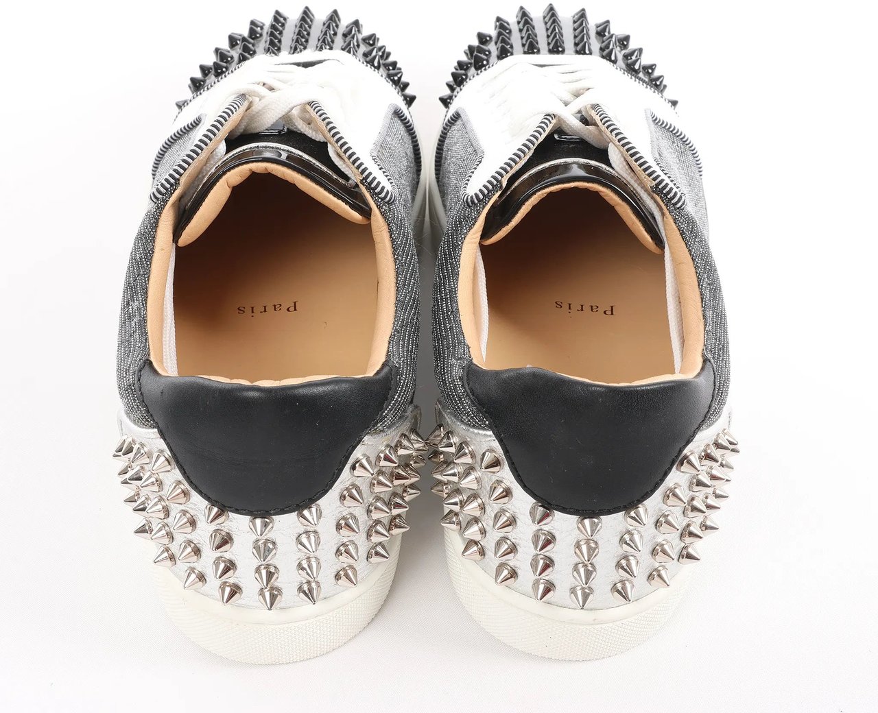 Christian Louboutin Seavaste 2 Orlato Spiked Leather Casual Sneakers in Gray, Size 41 EU Grijs
