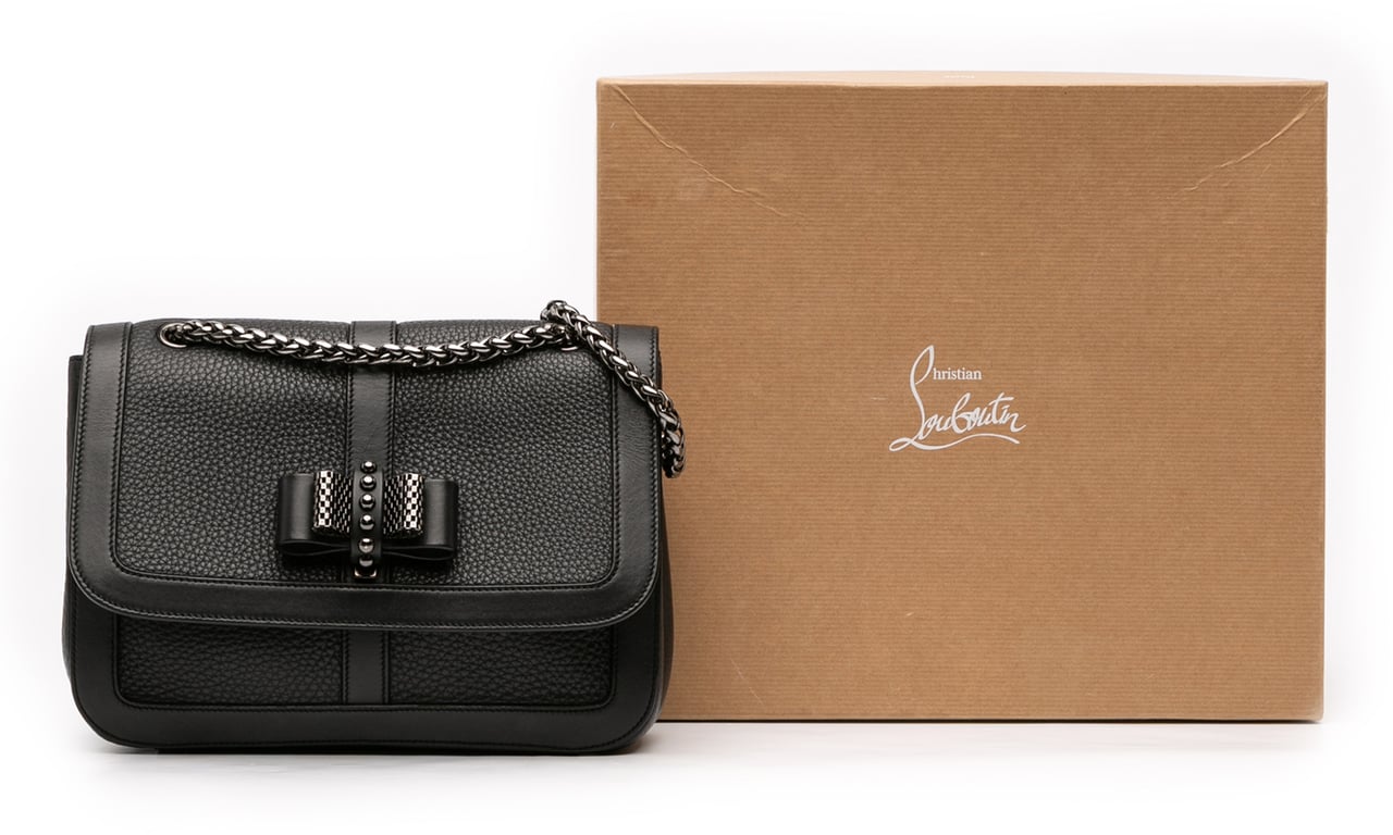 Christian Louboutin Small Leather Sweet Charity Crossbody Zwart