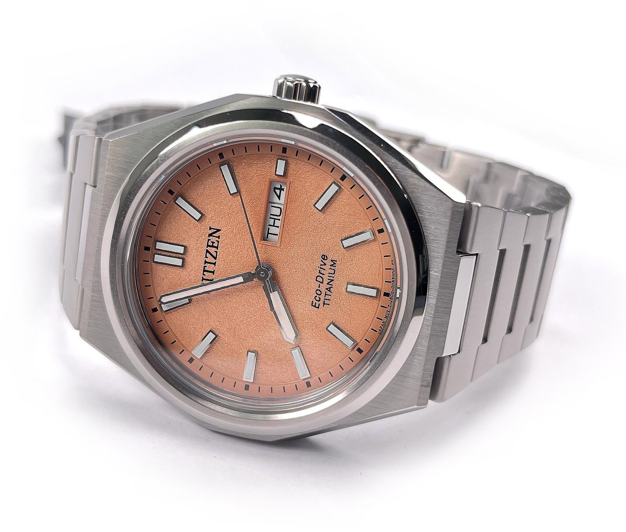 Citizen AW0130-85ZE Zenshin Super Titanium horloge Oranje