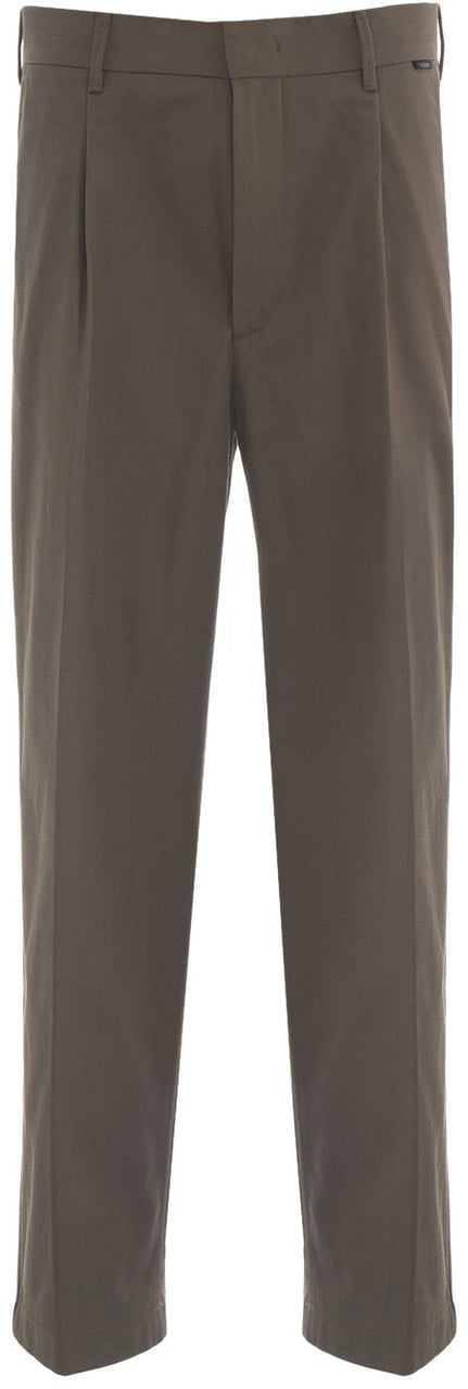 Closed Cotton chino pants Groen
