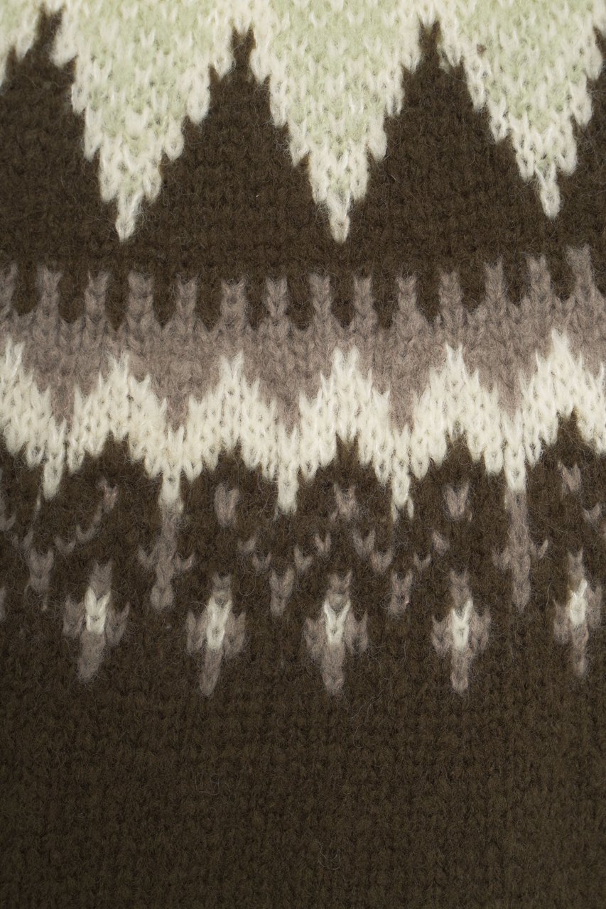 Closed Sweater with Norwegian pattern Bruin