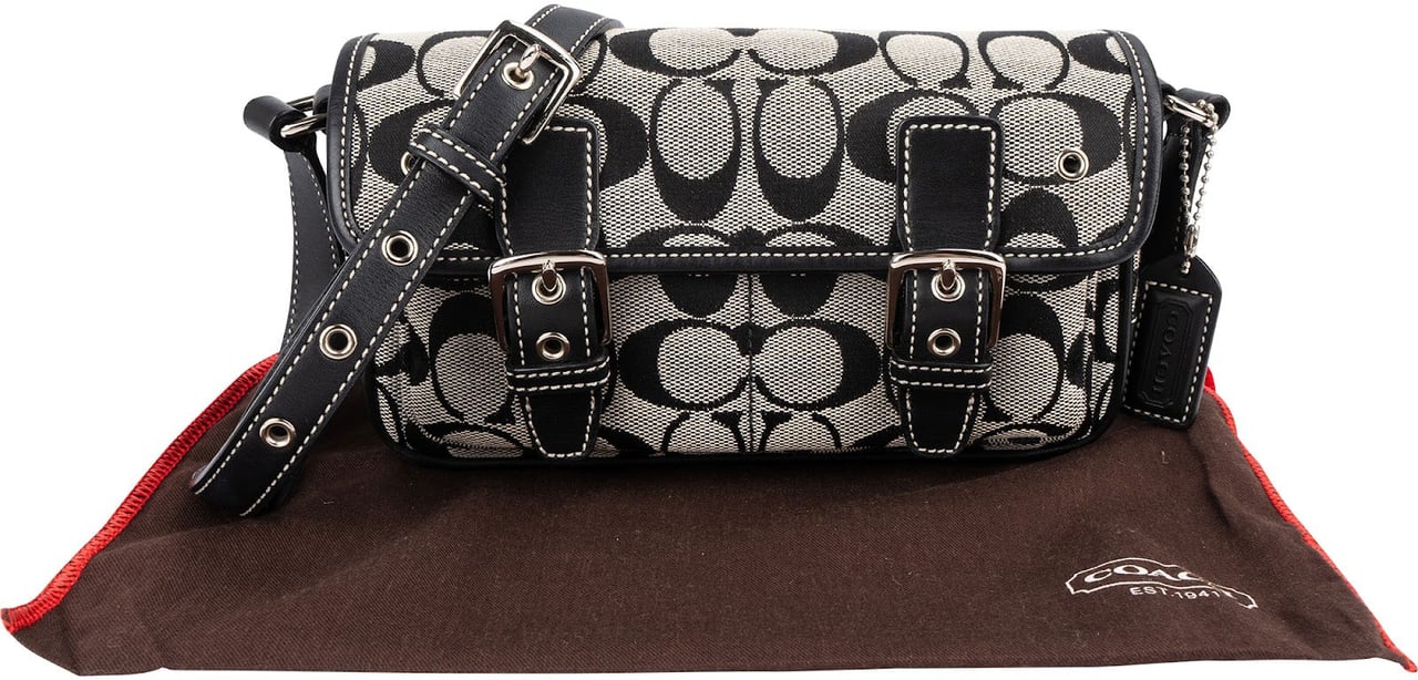 Coach Monogram Signature Double Buckle Flap Mini Crossbody Bag Zwart