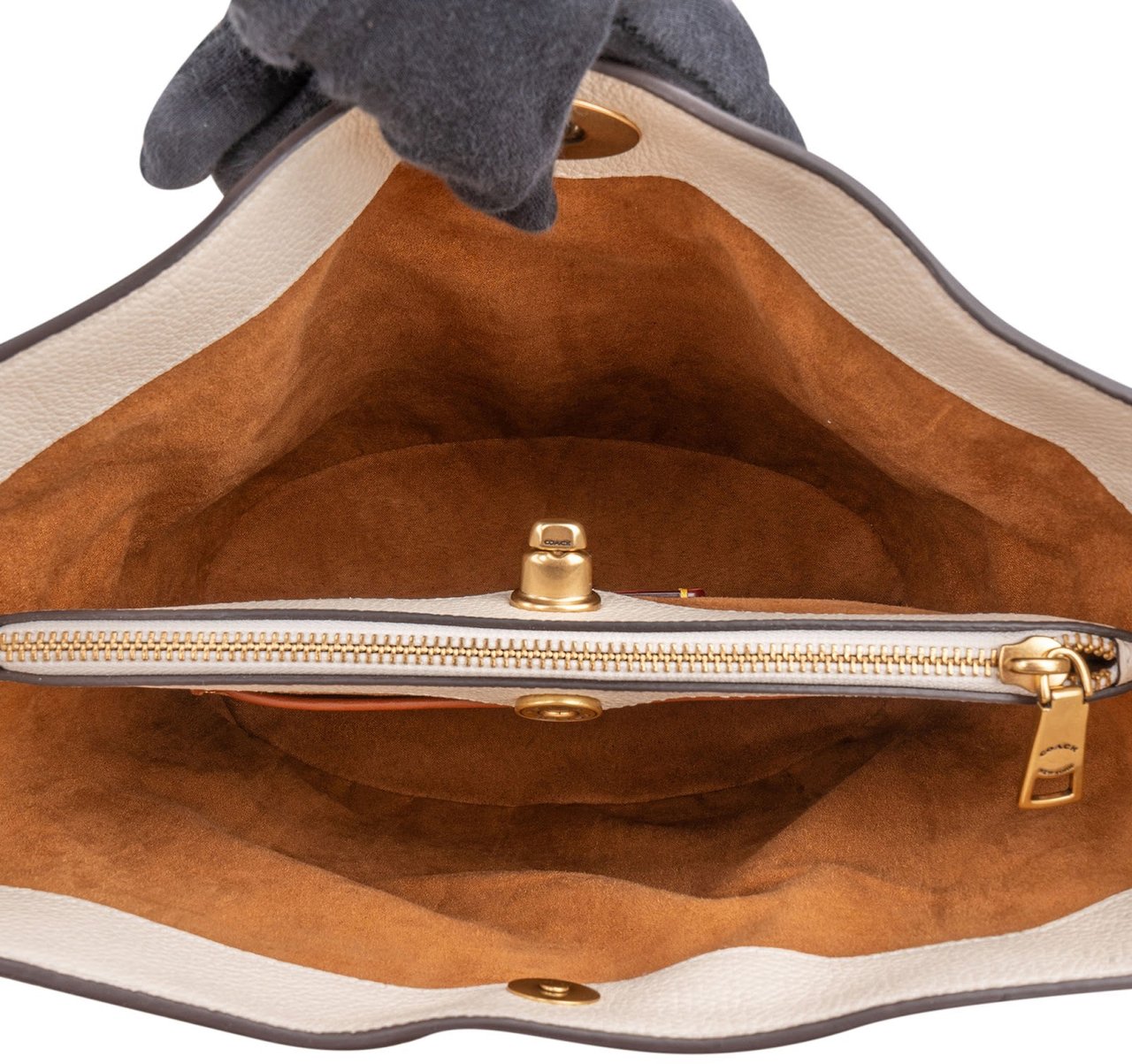 Coach Polished Pebble Leather Willow Bucket Crossbody Shoulder Bag Wit