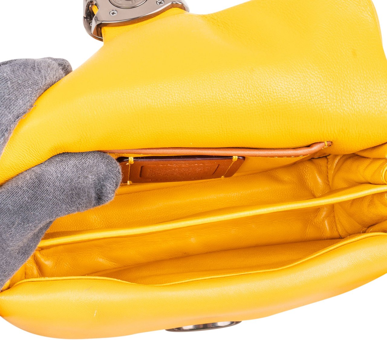 Coach Coach Yellow Leather Tabby 18 Handbag Geel