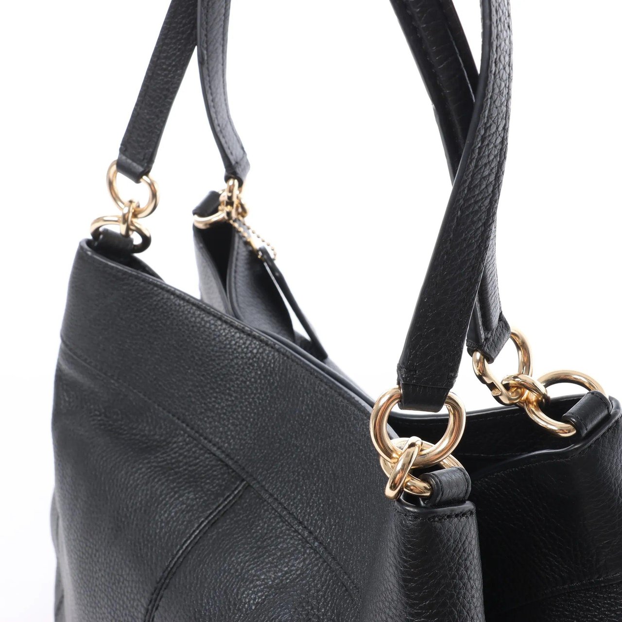 Coach Lexy Pebbled Leather Shoulder Bag in Black Zwart