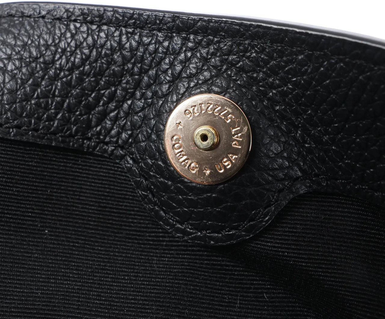 Coach Lexy Pebbled Leather Shoulder Bag in Black Zwart