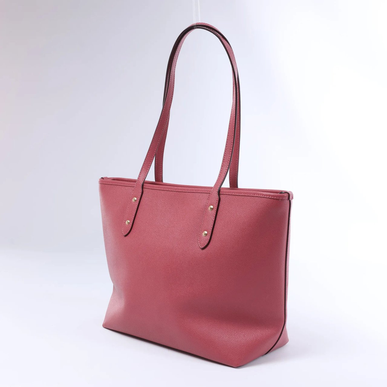 Coach City Leather Shoulder Bag in Pink Roze