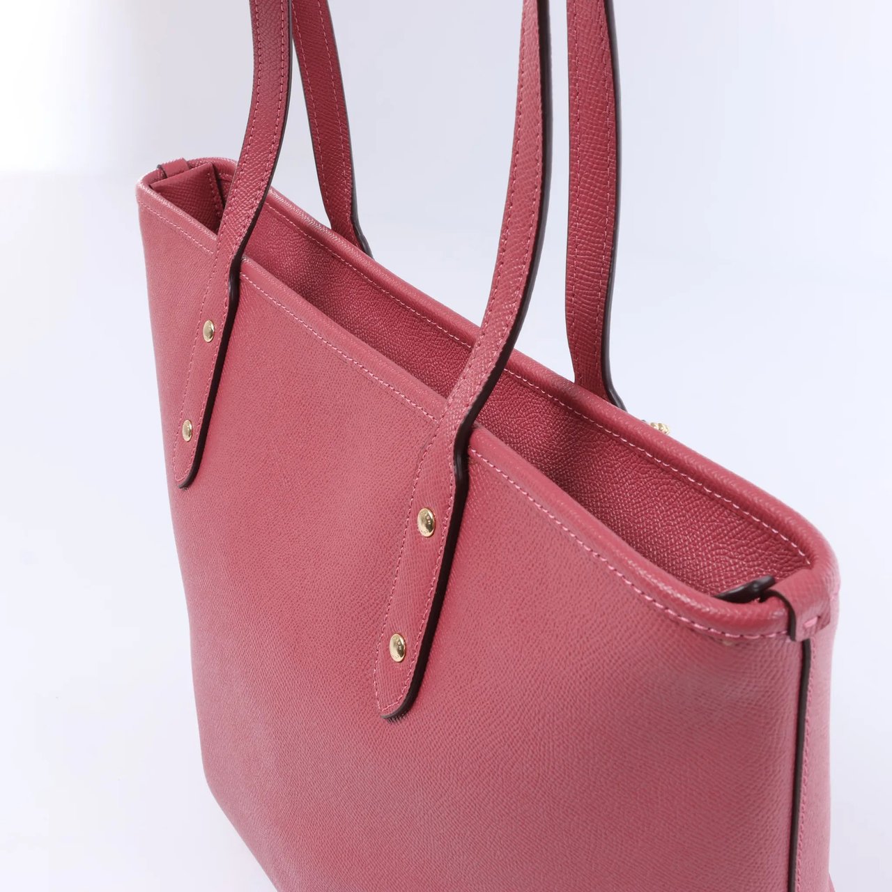 Coach City Leather Shoulder Bag in Pink Roze