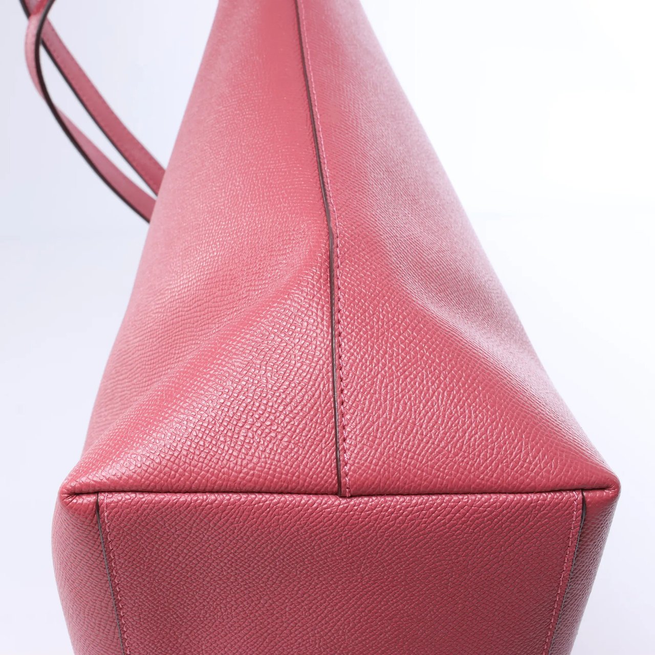 Coach City Leather Shoulder Bag in Pink Roze