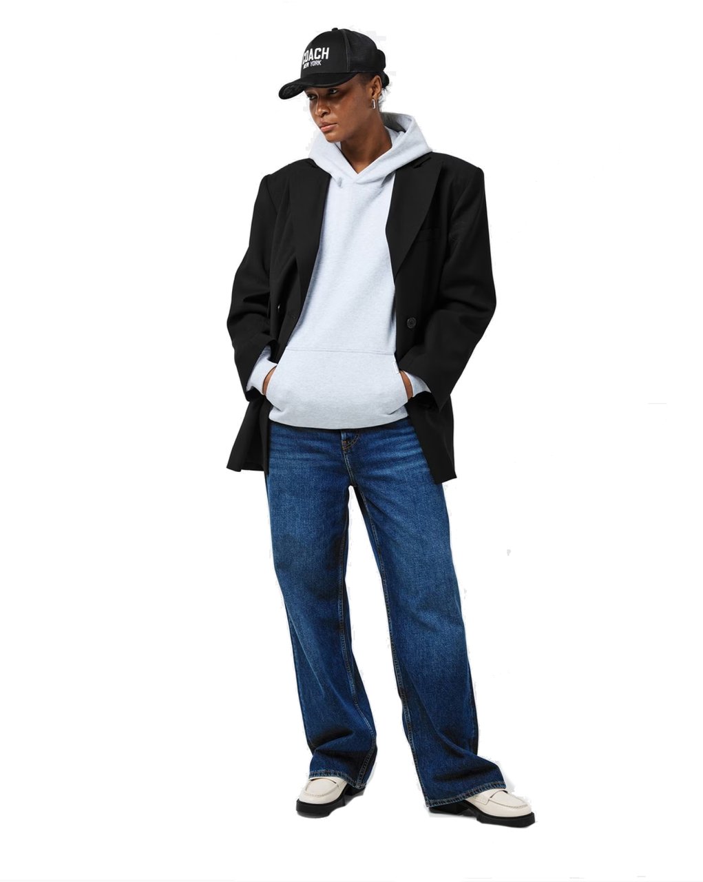 Coach Embroidered Logo Trucker Hat Cap Zwart