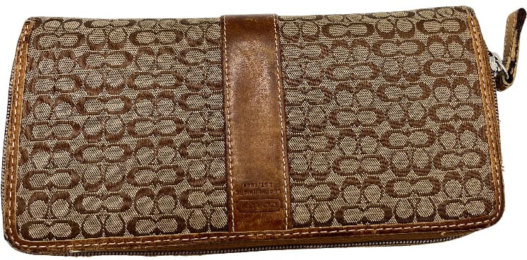 Coach Coach Tabby wallet Beige long Beige