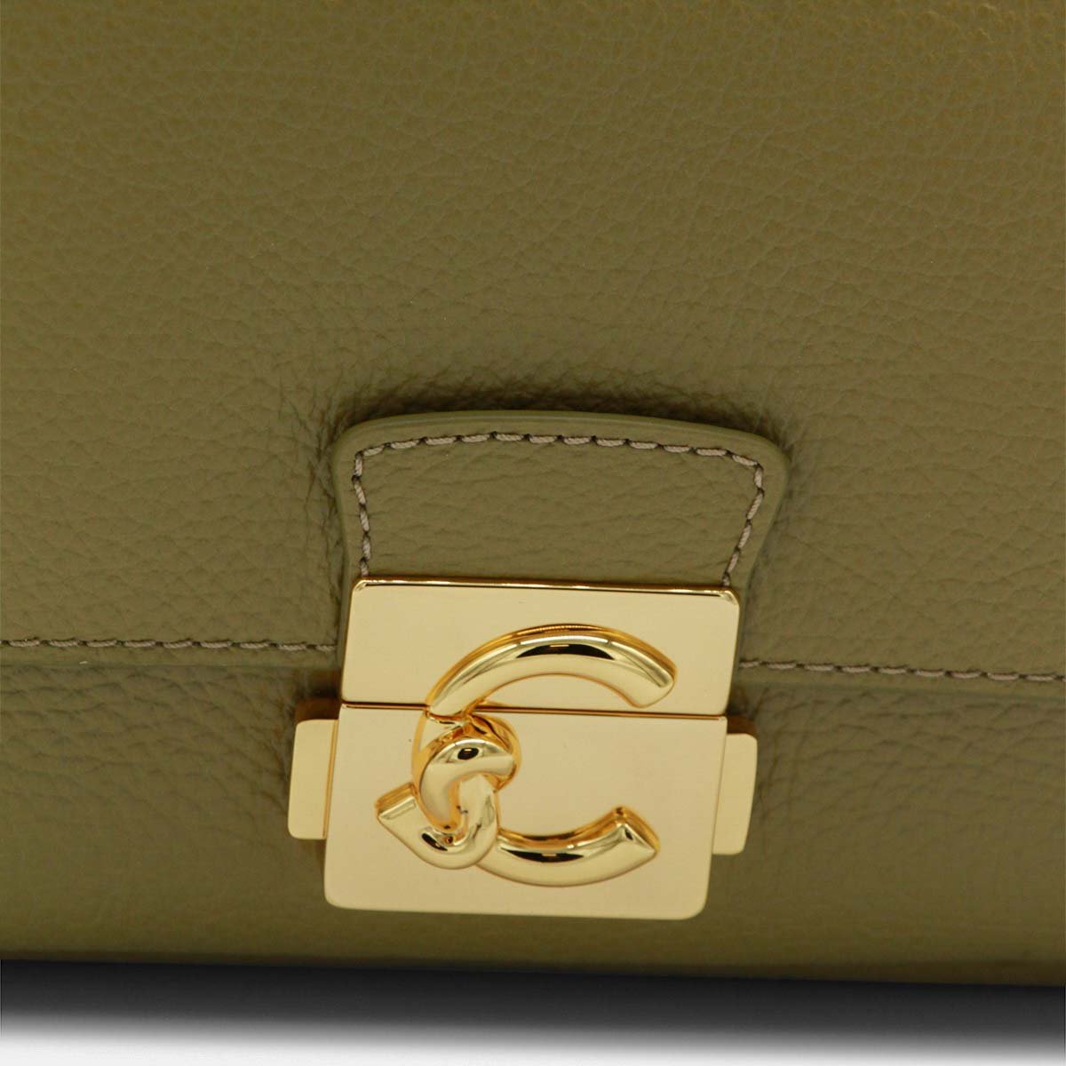 Coccinelle Structured Green Handbag with Gold-tone Clasp Groen