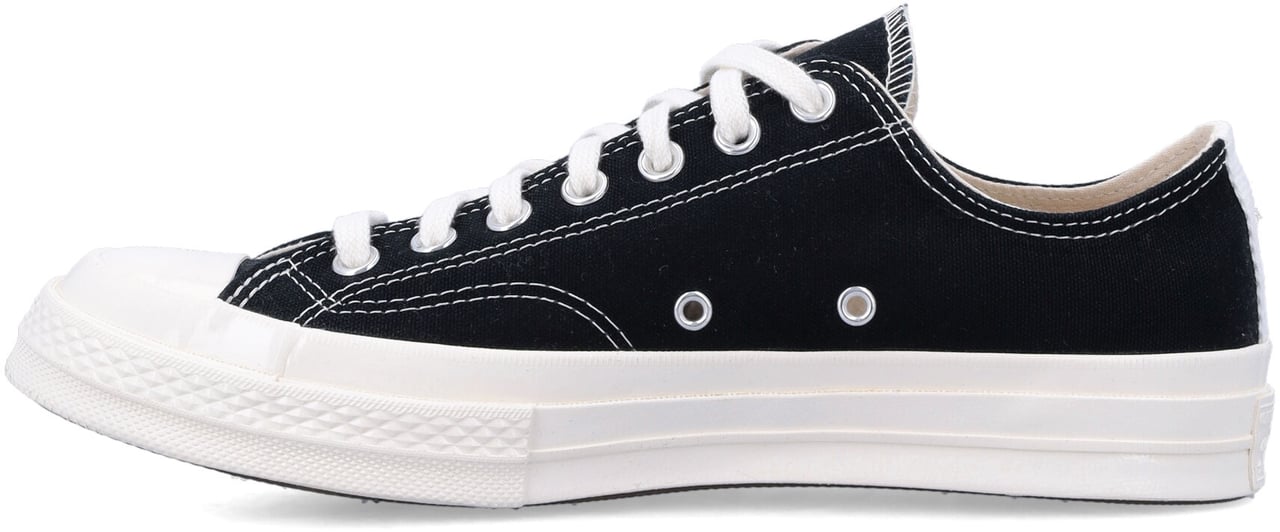 Comme des Garçons Converse Small Red Heart Low Top Nero Zwart