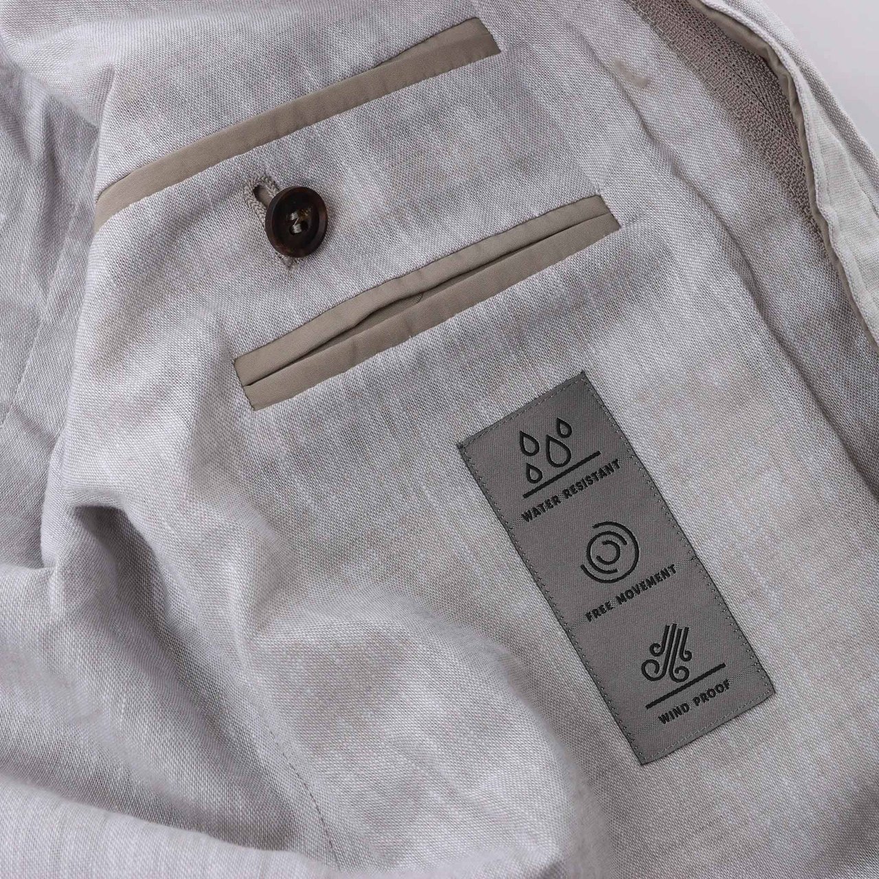 Corneliani Wool Jacket in Beige, Size 48 IT Beige