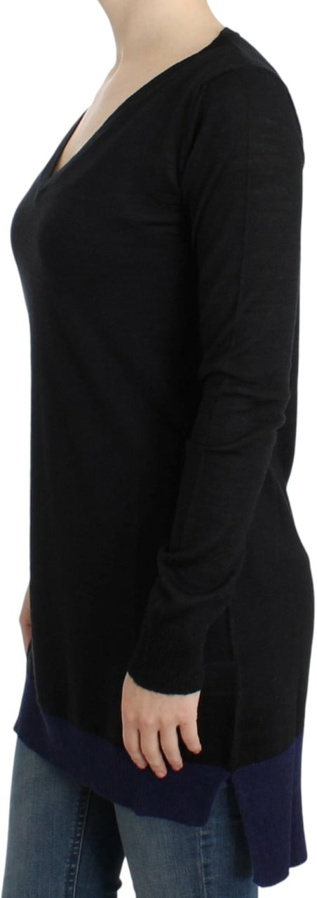 Costume National Black V-neck lightweight sweater Zwart