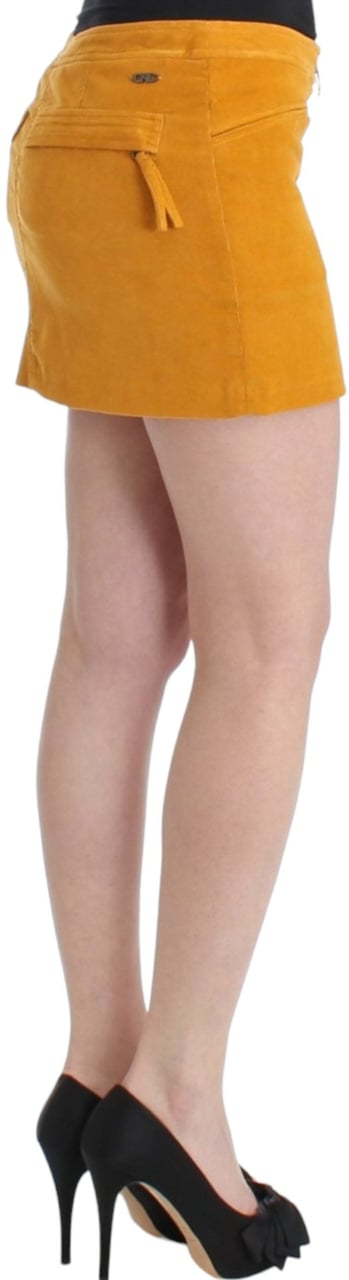 Costume National Yellow corduroy mini skirt Geel