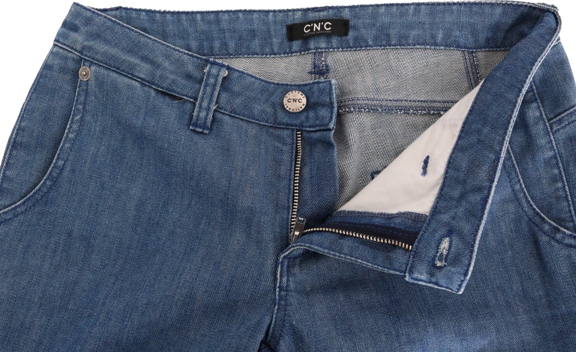 Costume National Blue Wash Cotton Slim Denim Jeans Blauw