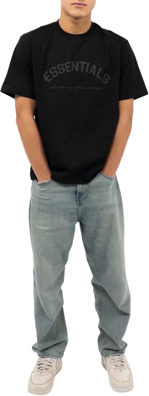 Cou7ure Essentials Basic Curve T-Shirt Zwart