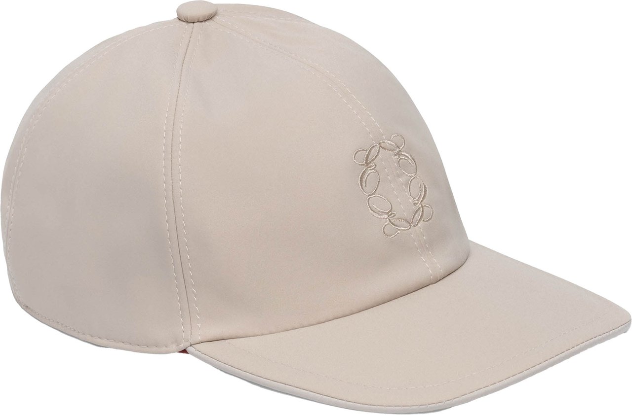 Cou7ure Essentials Reflections Pet Wit