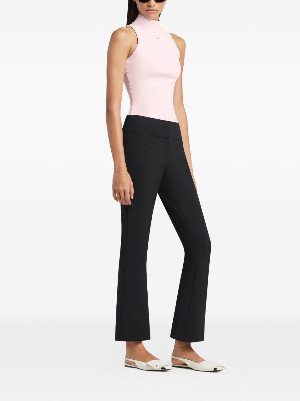 COURREGES Sleeveless Top with High Neckline and Fitted Silhouette Roze