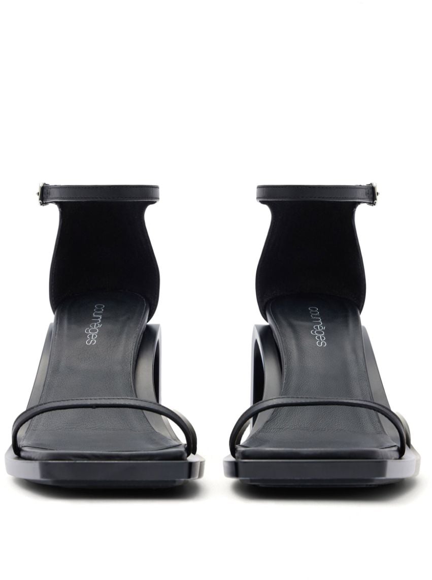 COURREGES Sandals Black Zwart