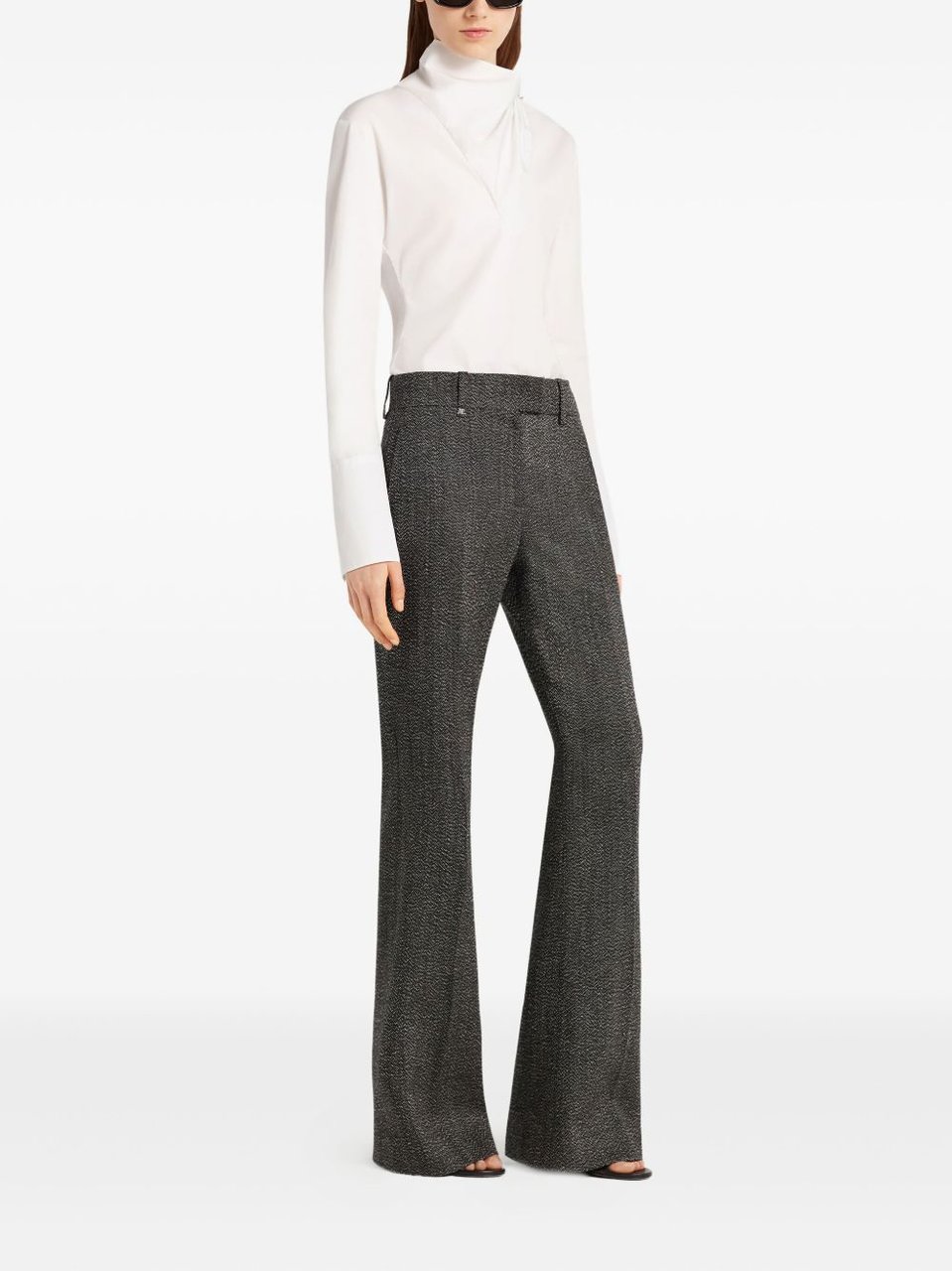 COURREGES Asymmetric White Long-Sleeved Top Wit