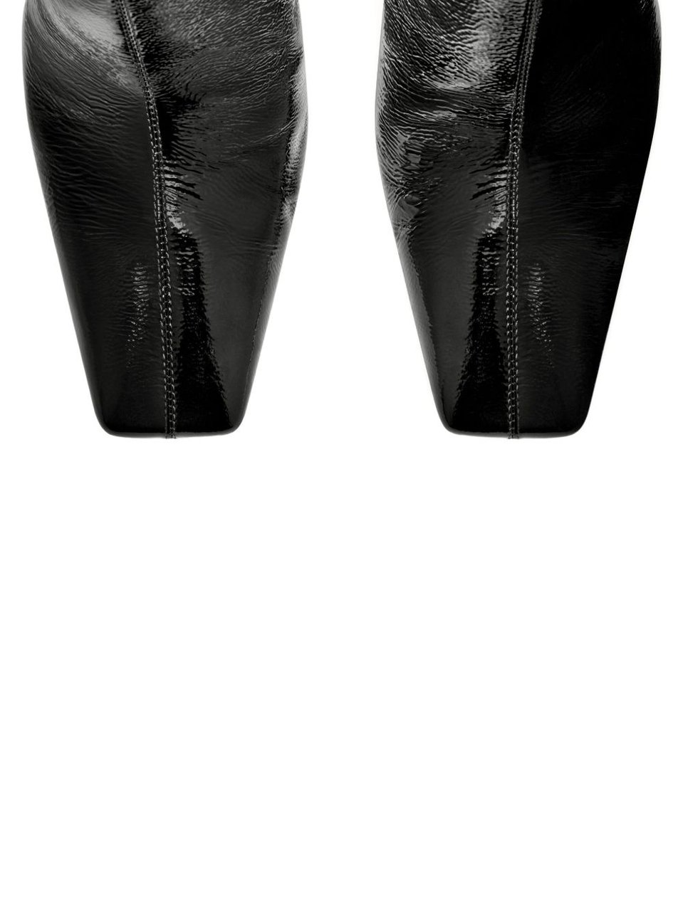 COURREGES Pointed Toe Black Boots With Glossy Finish Zwart