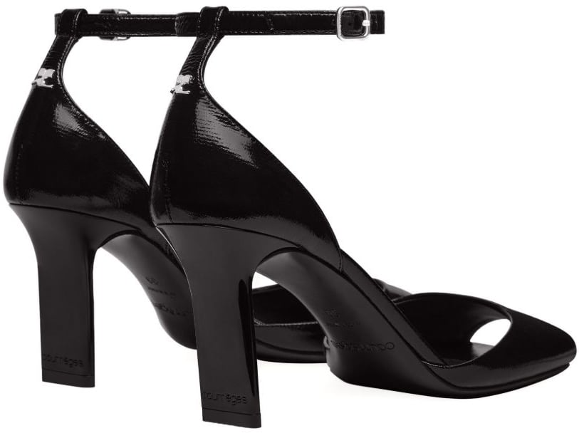 COURREGES With Heel Black Zwart