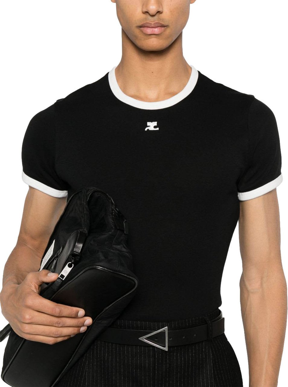 COURREGES Fitted Black T-Shirt With Contrasting White Trim Zwart