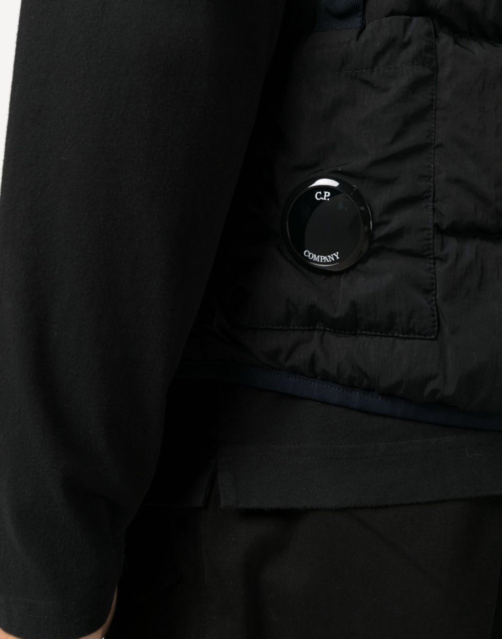 CP Company Eco Chrome R Logo Down Vest Zwart