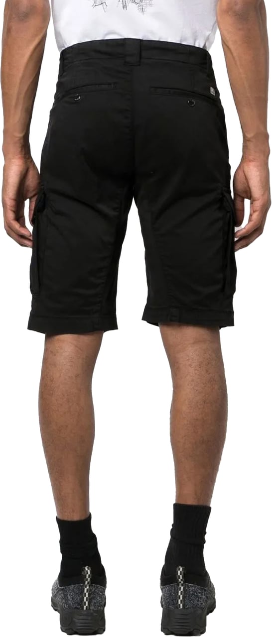 CP Company Lens Logo Cargo Stretch Bermuda Shorts Zwart