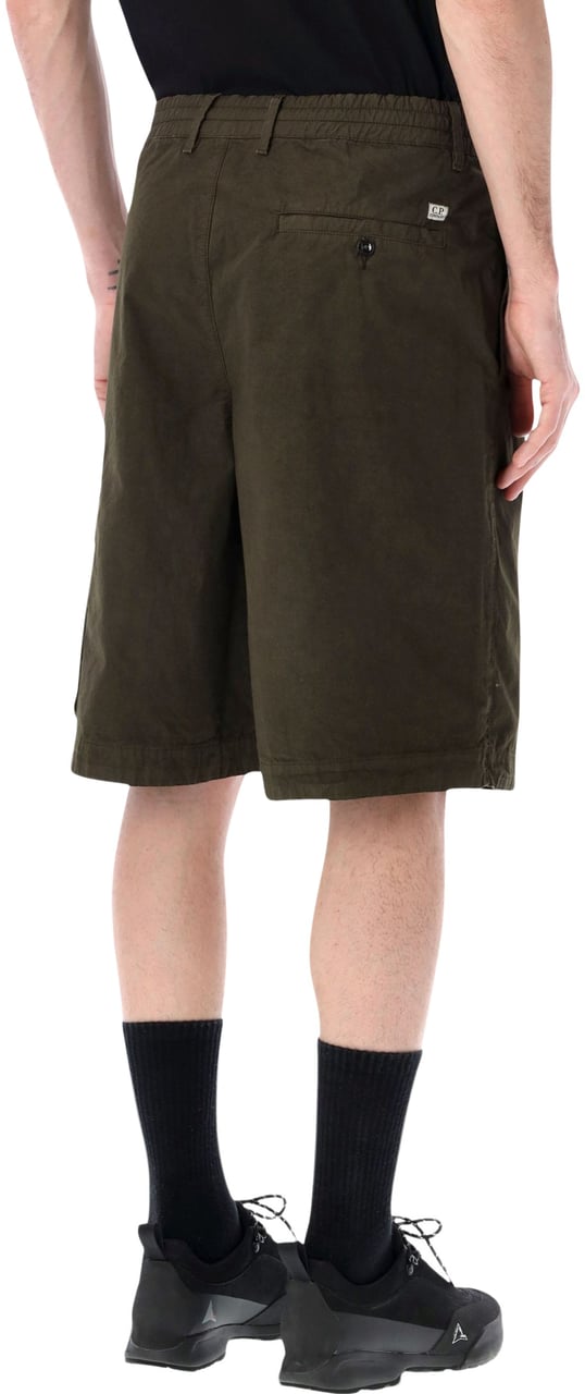 CP Company Cargo Boxy Lens Shorts Dk Olive Groen
