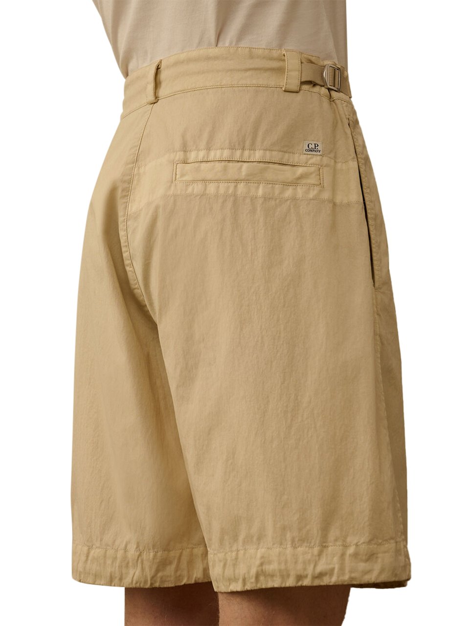 CP Company Relaxed Fit Cargo Shorts with Adjustable Tabs Neutraal
